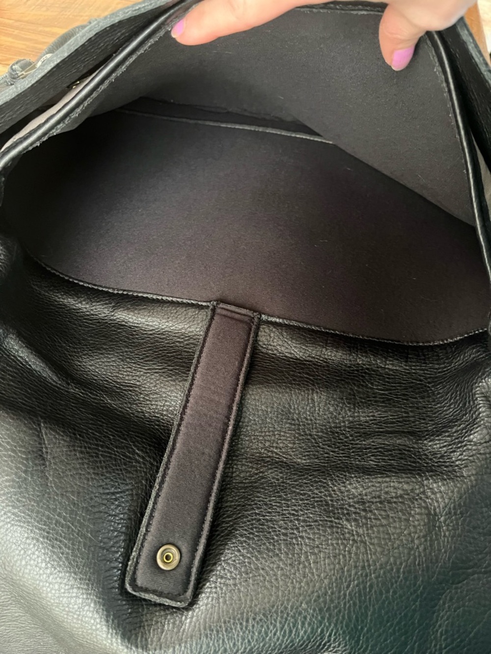 Roots Modern Satchel Cervino Soft Pebbled Leather Black Laptop $448 Briefcase - Picture 13 of 16